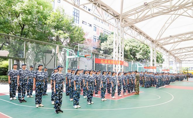 动！杭州有家长“捏了把汗”冰球突破游戏网站本周密集启(图8)